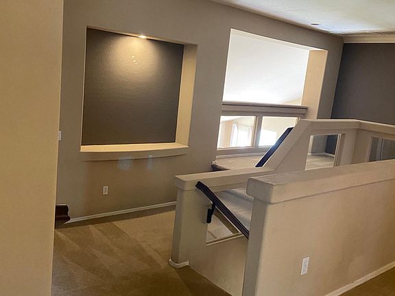 4th image of 4556 S Hudson Pl