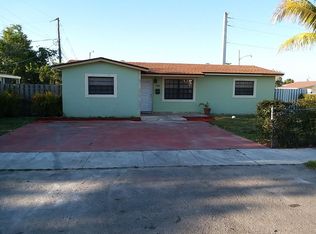 11205 SW 5th St, Sweetwater, FL 33174