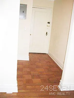 Rented by 24 7 NYC Realty Inc. | media 28