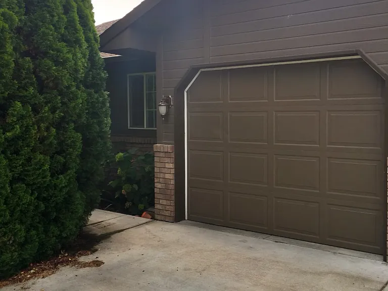 811 Jamie Dr — Photo 17
