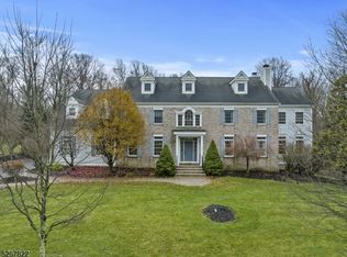 3 Sherwood Ct, Randolph, NJ 07869
