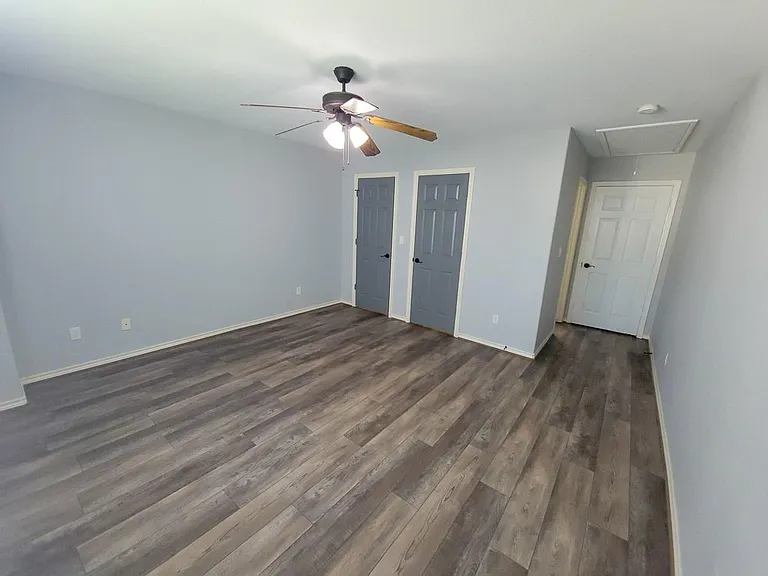 115 Sendero Dr — Photo 11