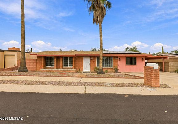 2nd image of 3420 S Santee Ave