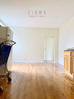 Rented by Zjama Realty Corp | media 17