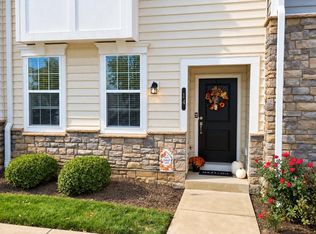 14 Manchester Dr, Hatboro, PA 19040