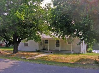 142 Gregory St, Roxboro, NC 27573