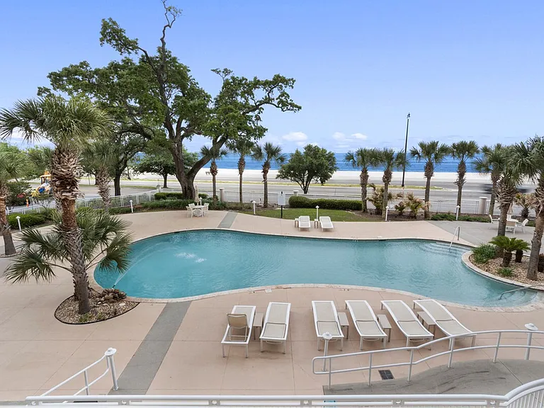 2230 W Beach Blvd #ID1473618P — Photo 6