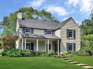 11 Dusenberry Rd, Bronxville, NY 10708