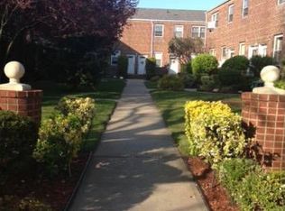 1021 Whitestone Expy #A, Whitestone, NY 11357