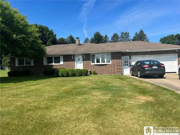 2085 Klice Cross Rd, Allegany, NY 14706