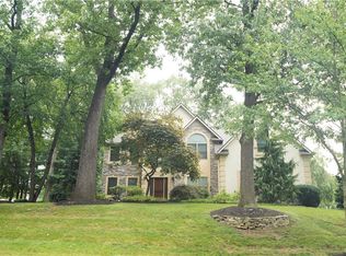 1585 Greystone St, Allentown, PA