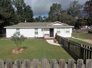 3 Barclay Dr, Travelers Rest, SC 29690