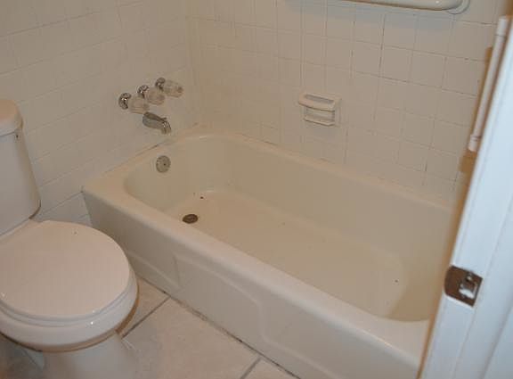 3rd image of 2418 Broom St