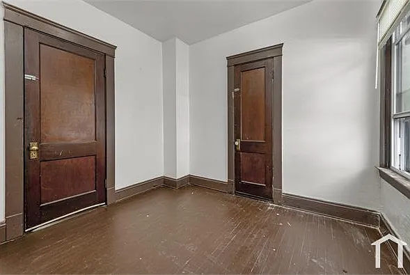 2828 E 125th St #DOWN — Photo 16