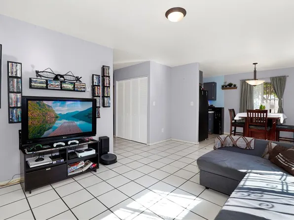 854 E 87th Pl, Los Angeles, CA 90002