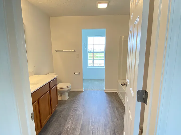 4289 Ashworth Ln — Photo 19