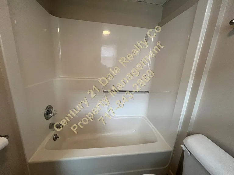 3522 E Market St #1 — Photo 8
