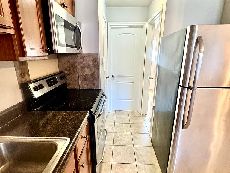 5225 Southwest Ave #105 — Photo 21