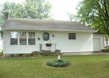 1st image of 1033 W Green St