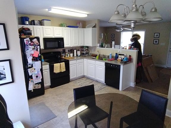 5th image of 1715 Lakewood Ave