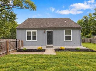 1400 E Hayward Ave, Independence, MO 64050