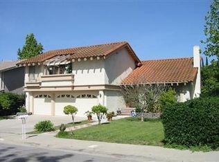 66 Teardrop Ct, Thousand Oaks, CA 91320