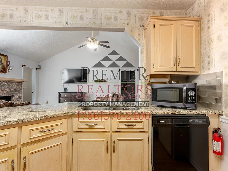 1740 Doerun Dr — Photo 15