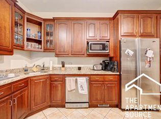 3816 N Wilton Ave, Chicago, IL 60613