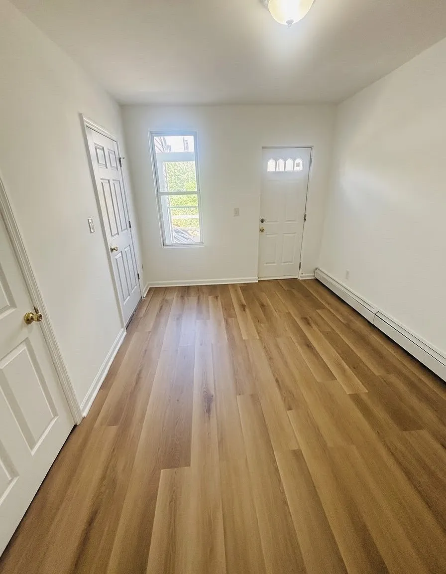 4 bed, 1000 sqft, $950 — Photo 4
