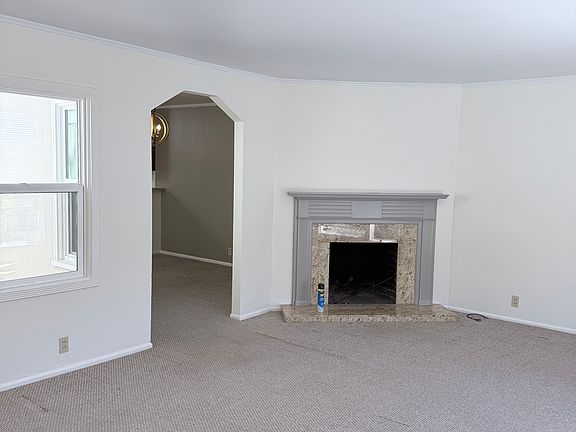 5th image of 2376 16th Ave
