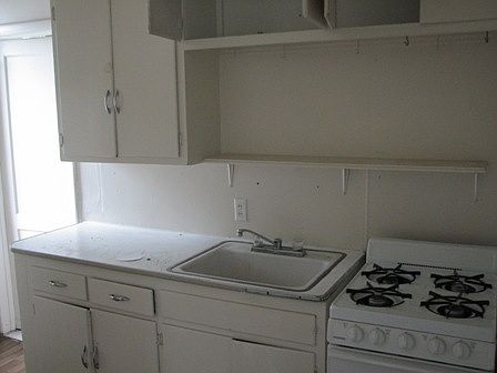 3rd image of 1426 W Michigan Ave APT 3
