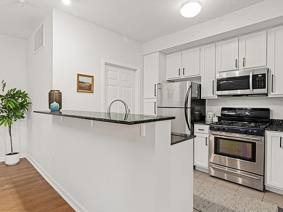 3rd image of 2566 Ellis Ave APT 103