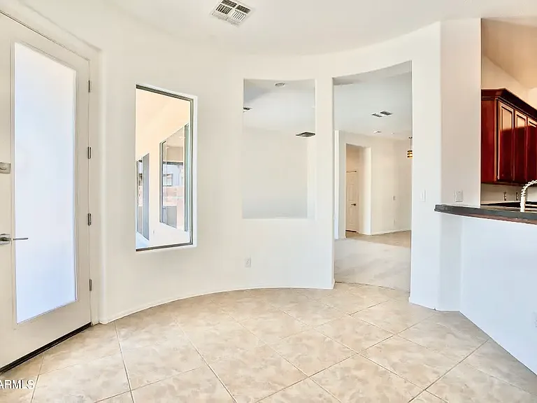 1682 W Ainsworth Dr — Photo 10