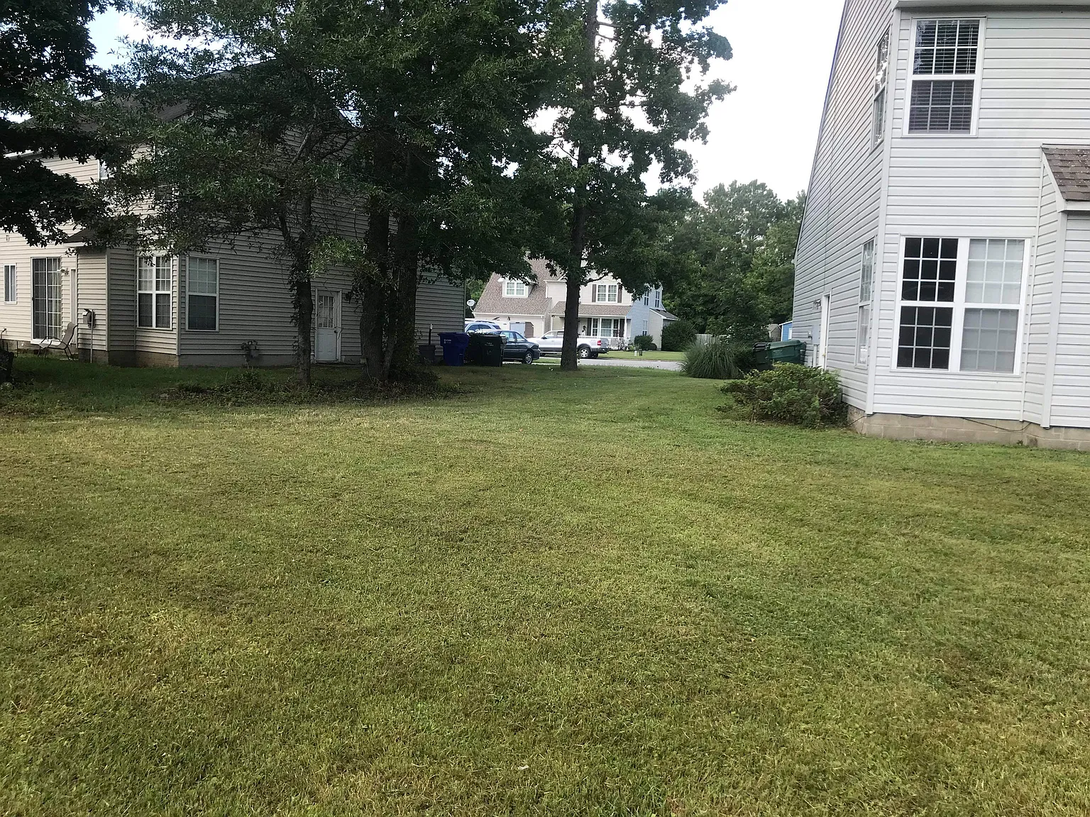 408 Sycamore Cir — Photo 3