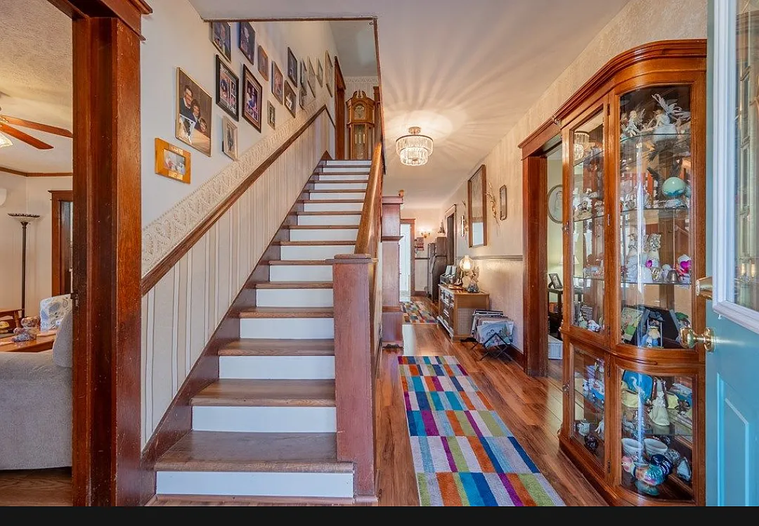 6 bed, 2671 sqft, $2,000 — Photo 4