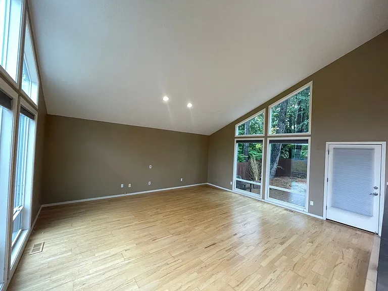 4128 SW Vesta St — Photo 6