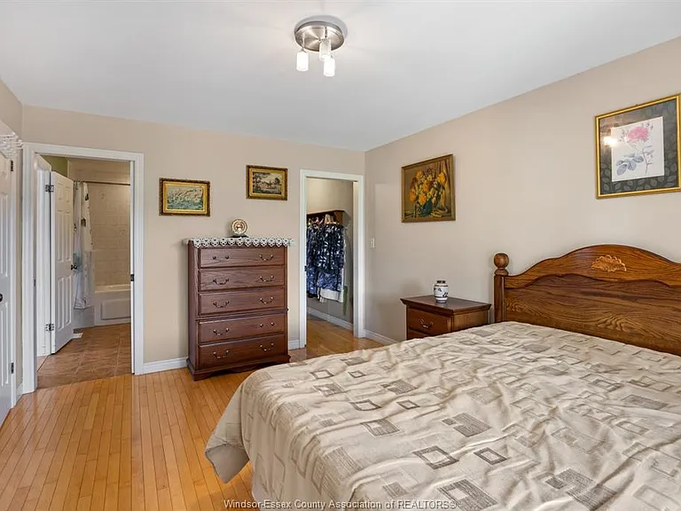 2315 Kevin St — Photo 15