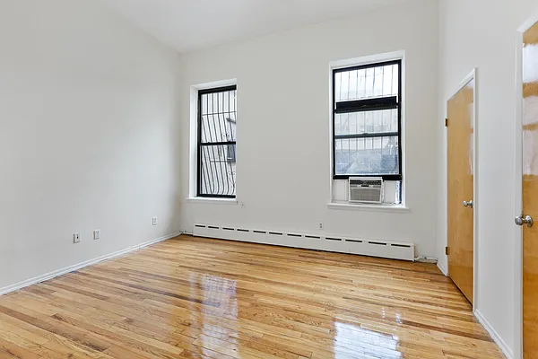 Rented by Nest Seekers International | media 8