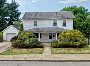 28 Pine St, Leetonia, OH 44431