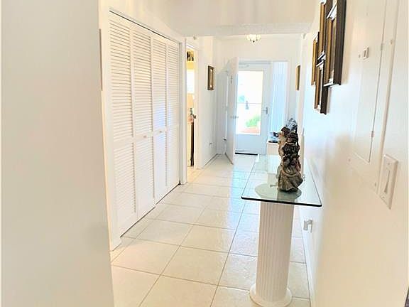 3rd image of 625 W Lake Jasmine Cir Unit 625-105