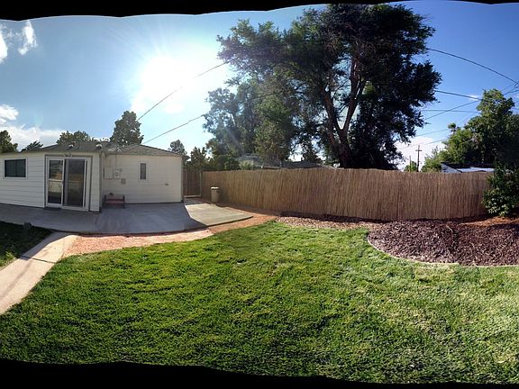 stitched: PHOTOSYNTH app