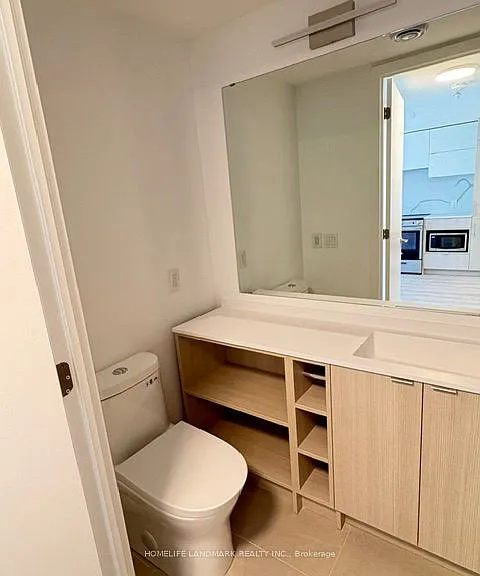 100 Queen St E #3112 — Photo 3