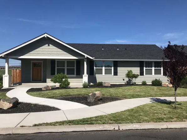 1643 NE 5th St, Redmond, OR 97756