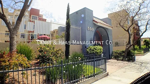 550 Orange Ave Photo 1