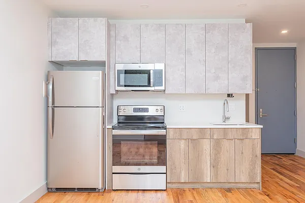 Rented by Brooklyn Group | media 9