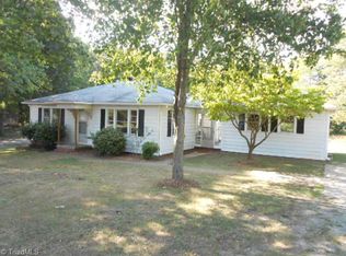 274 Trantham Dr, Lexington, NC 27292