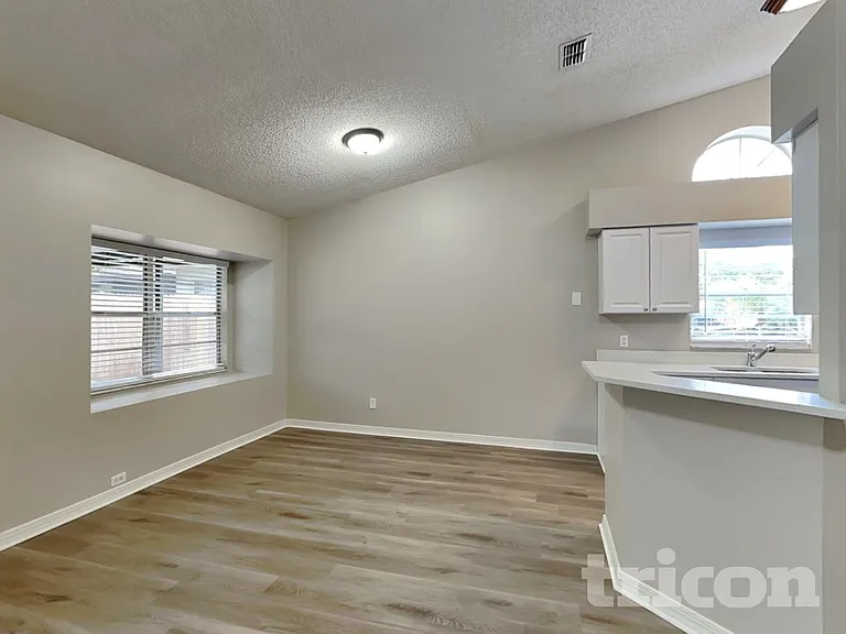 1765 Tinsmith Cir — Photo 4