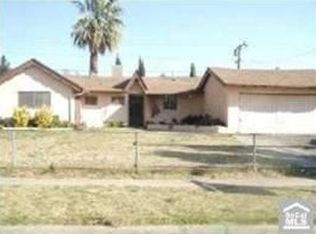 299 N Idyllwild Dr, Rialto, CA 92376