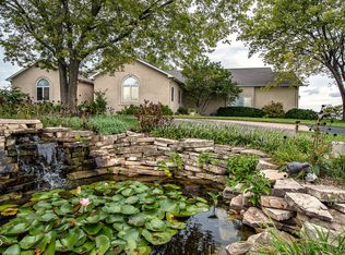 1149 E 1500th Rd, Lawrence, KS 66046