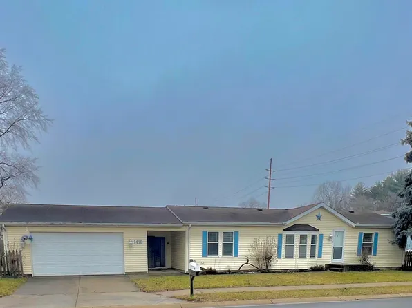 1419 Maplehurst Ave, Mishawaka, IN 46545